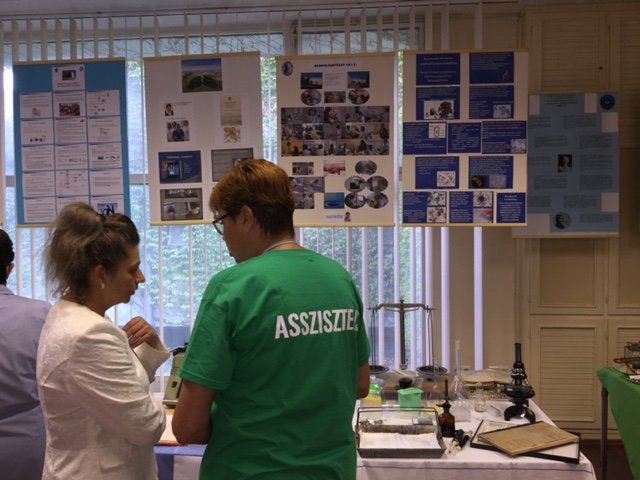 „Nyitnikék” - Empátia az ápolásban szakmai kiállítás 21